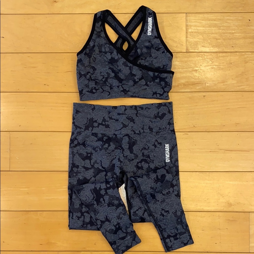 Gymshark Adapt Camo Seamless Sports Bra and Leggings Set in black and gray